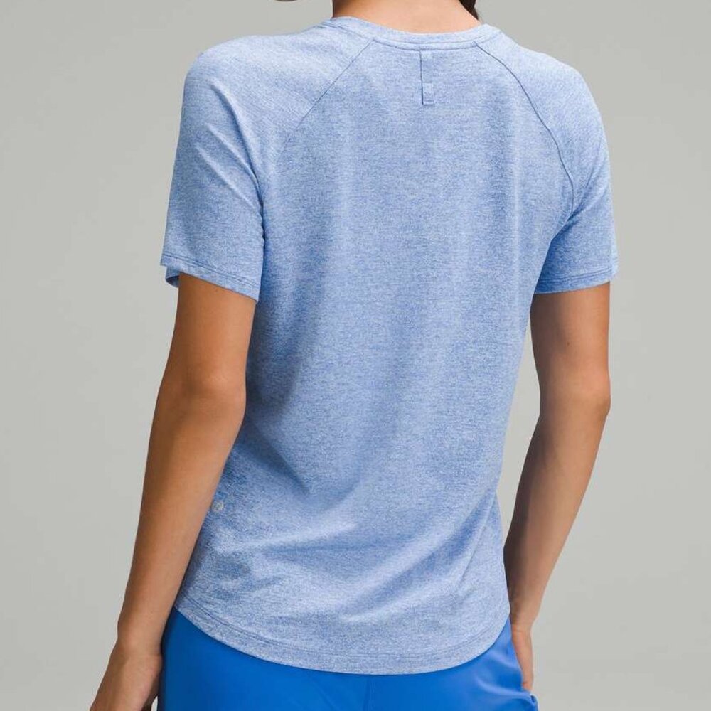 NEW Lululemon License to Train Classic-Fit T-Shirt Heathered Pipe Dream Blue 4 - Picture 5 of 11